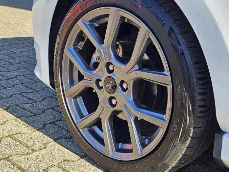 Vehicle Image 31