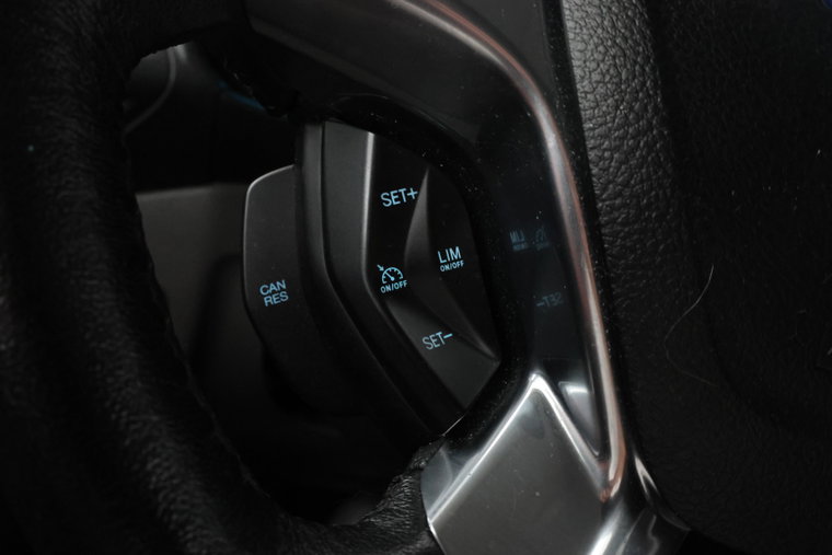 Vehicle Image 19