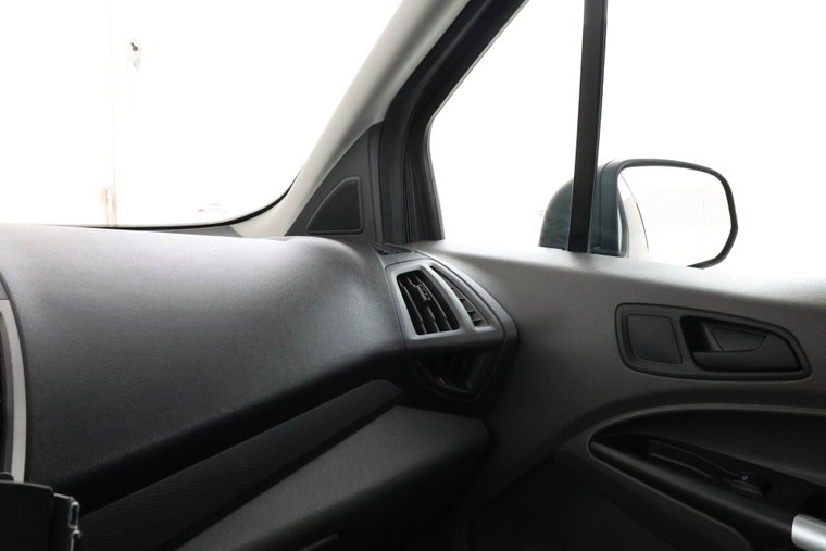 Vehicle Image 28
