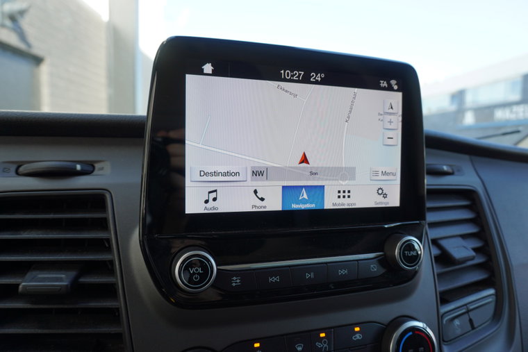 Vehicle Image 12