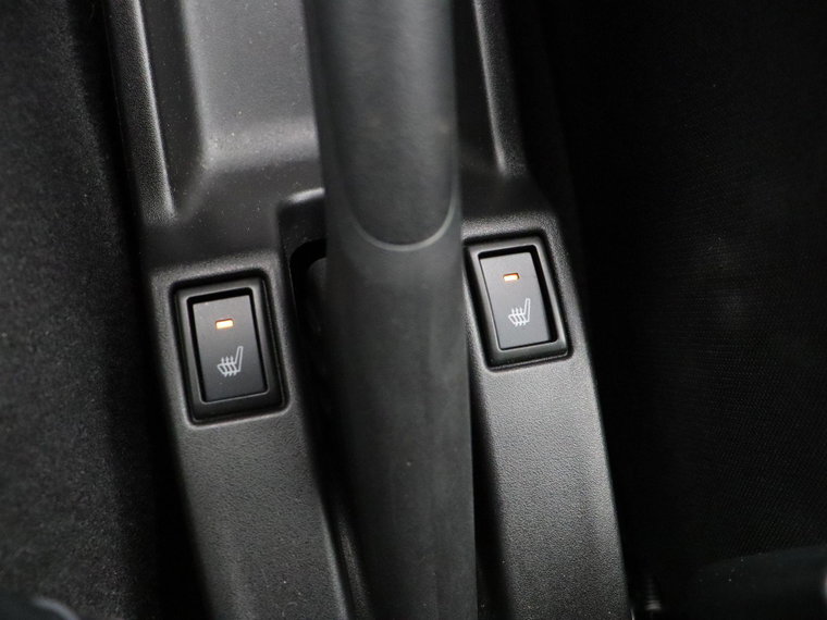 Vehicle Image 28