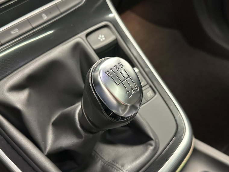Vehicle Image 41