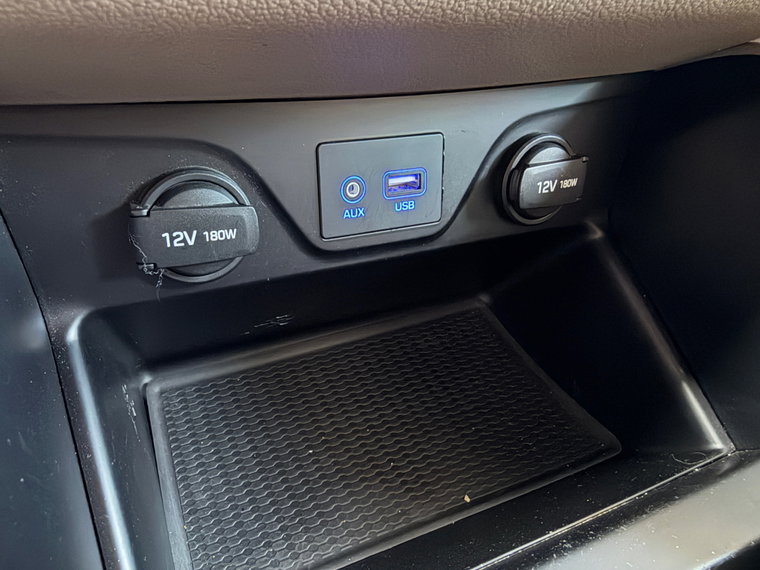 Vehicle Image 30