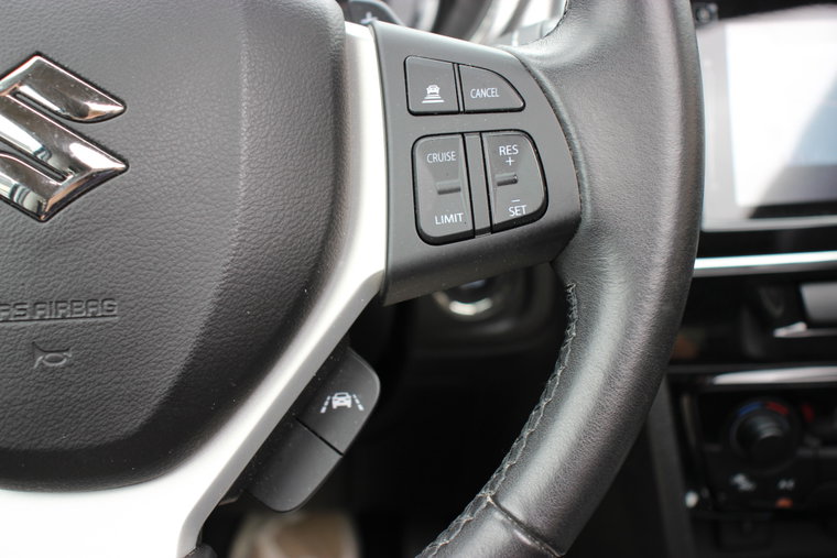 Vehicle Image 15