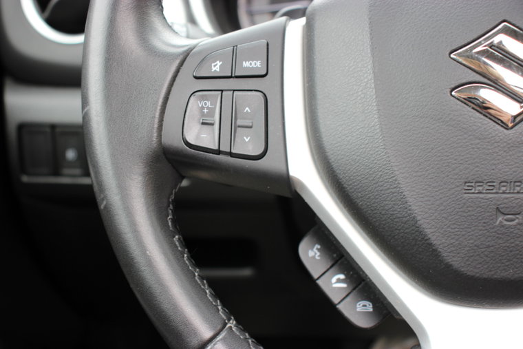 Vehicle Image 28
