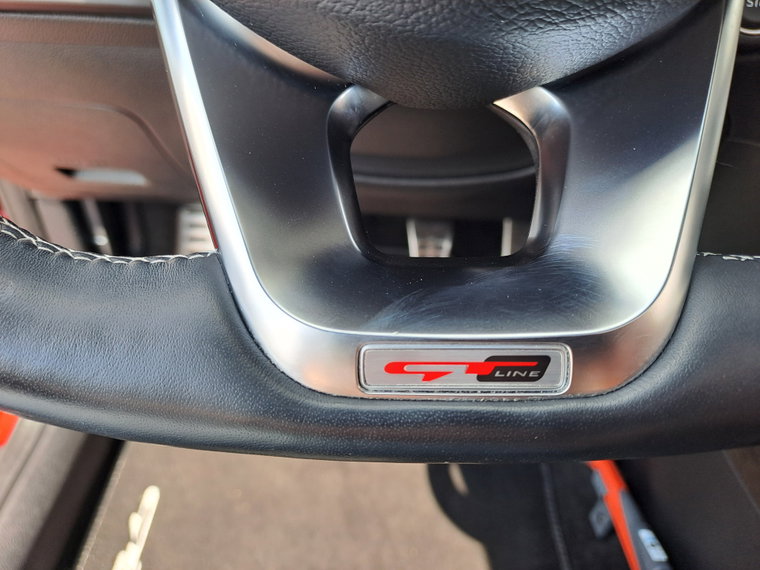 Vehicle Image 28