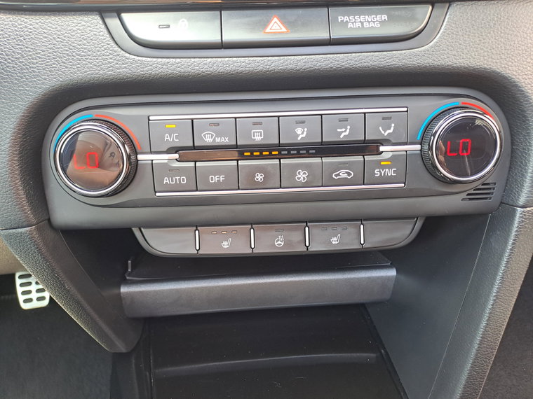 Vehicle Image 33
