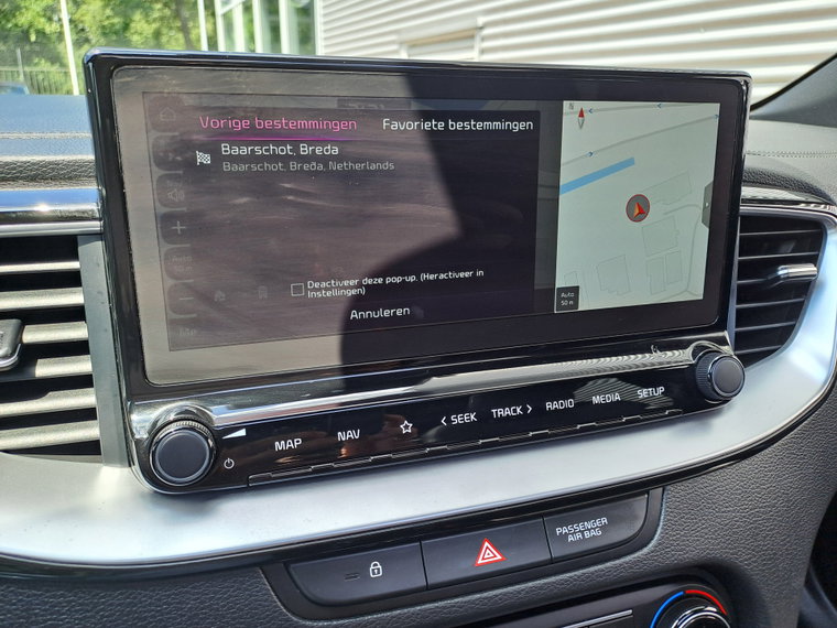Vehicle Image 38
