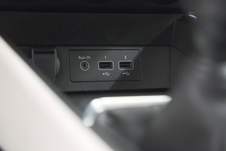 Vehicle Image 31