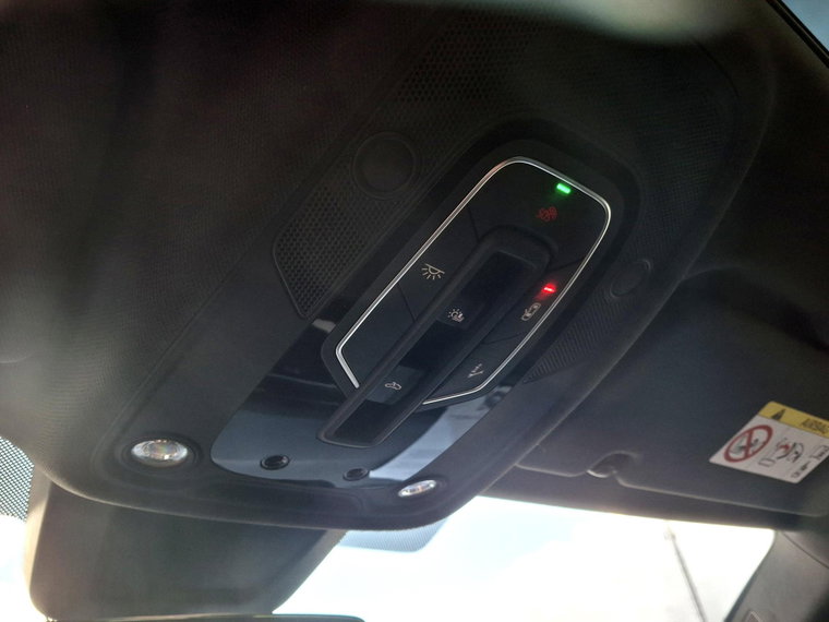 Vehicle Image 34
