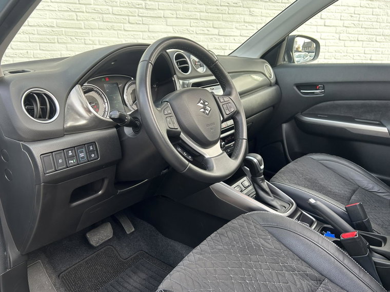 Vehicle Image 22