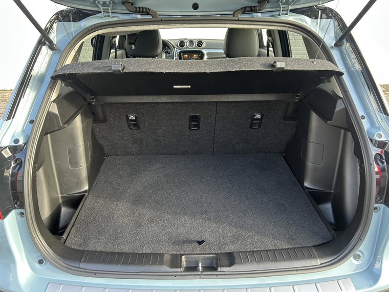 Vehicle Image 33