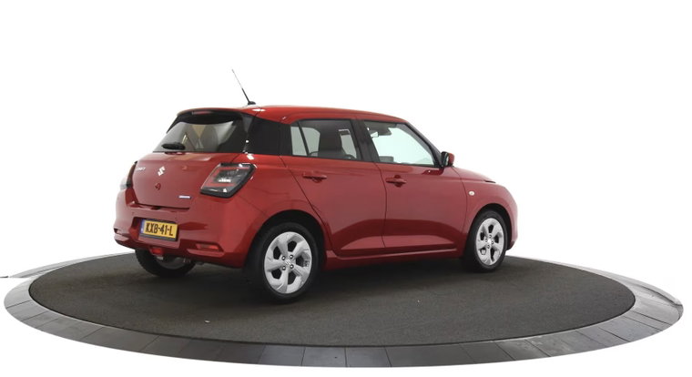 Vehicle Image 5