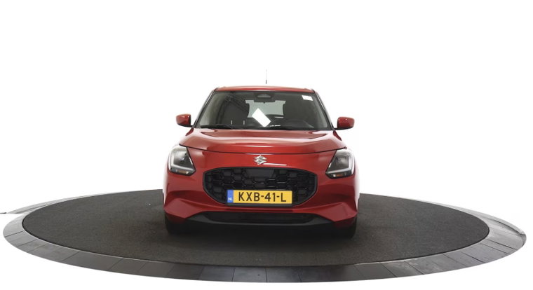 Vehicle Image 8