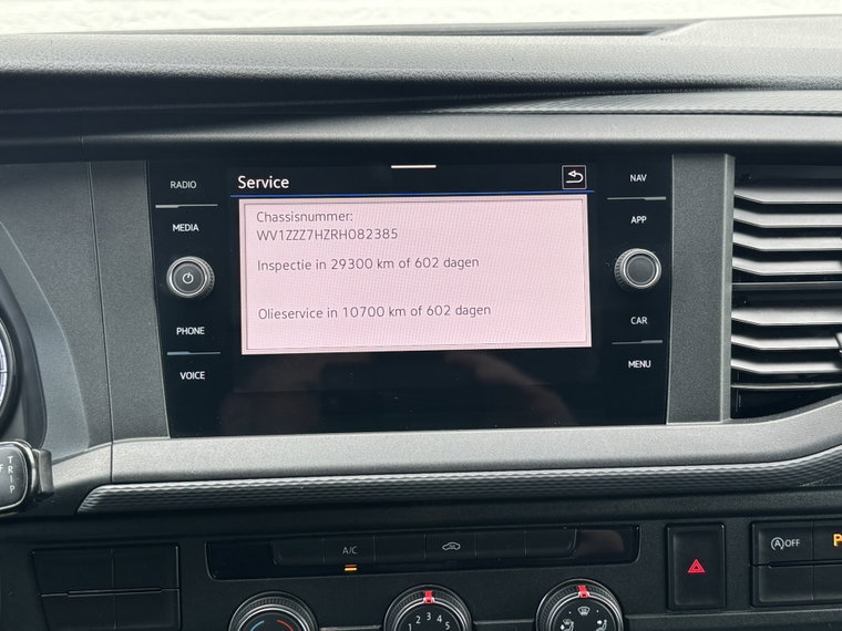 Vehicle Image 38