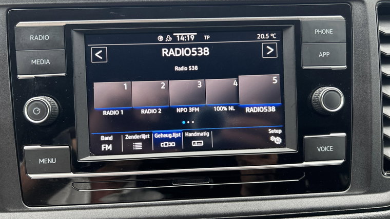 Vehicle Image 19