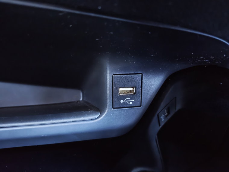Vehicle Image 22