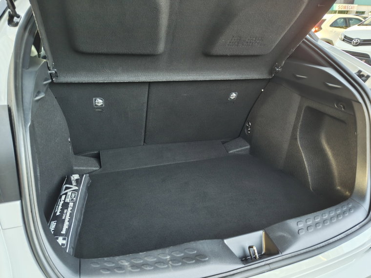 Vehicle Image 35