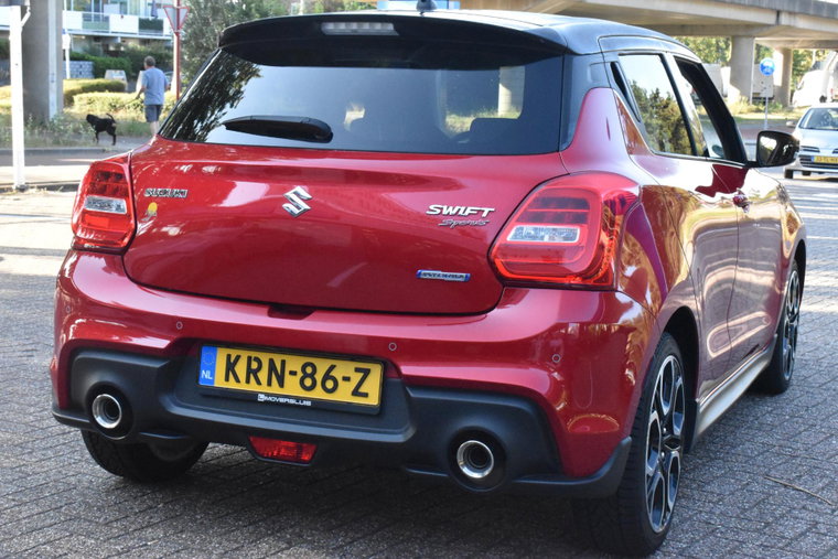 Vehicle Image 21