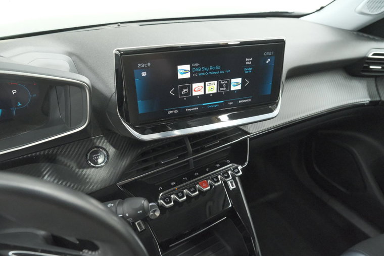 Vehicle Image 35