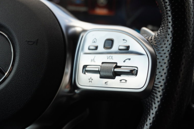 Vehicle Image 23
