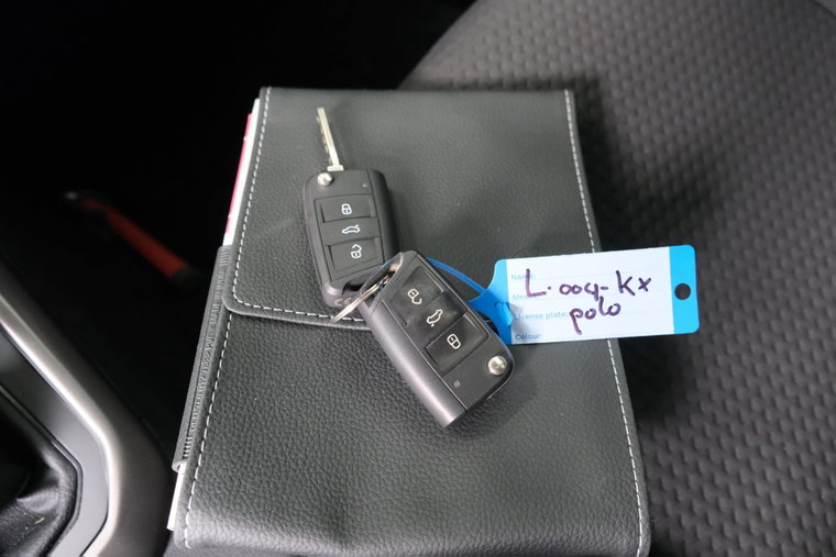 Vehicle Image 29