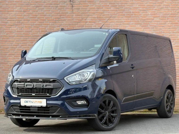 Vehicle Image 25