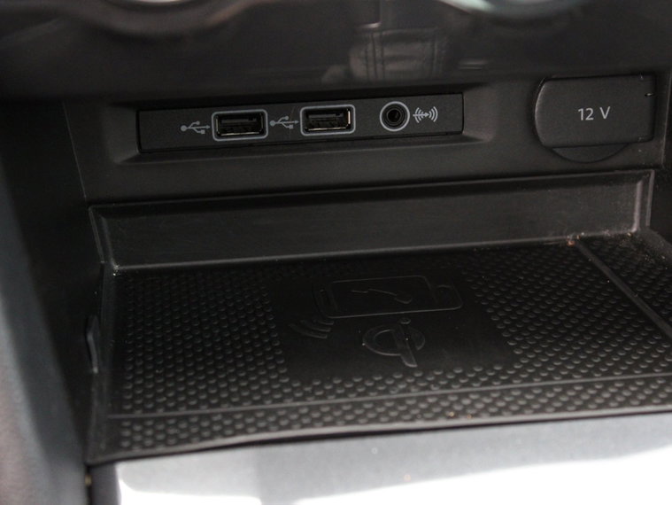 Vehicle Image 33