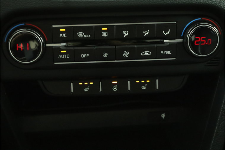 Vehicle Image 27