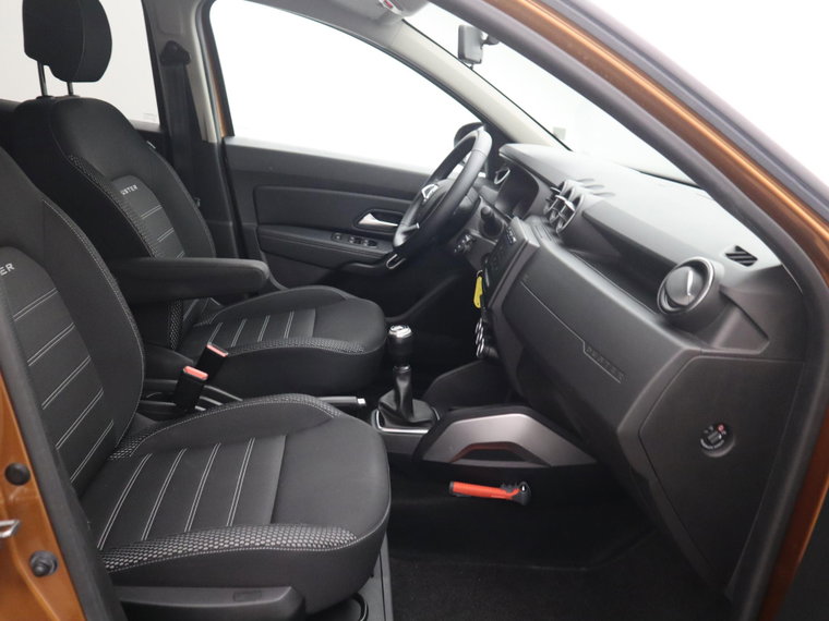 Vehicle Image 37
