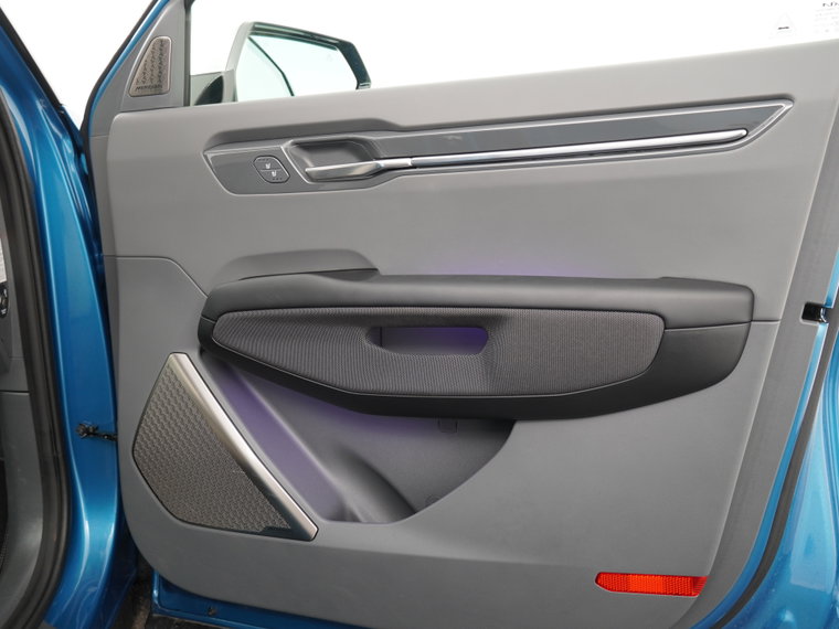 Vehicle Image 39