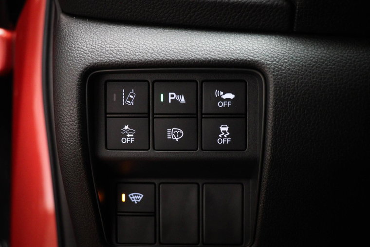 Vehicle Image 32