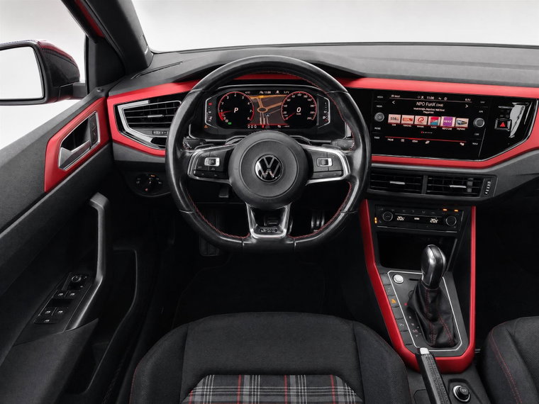 Vehicle Image 15