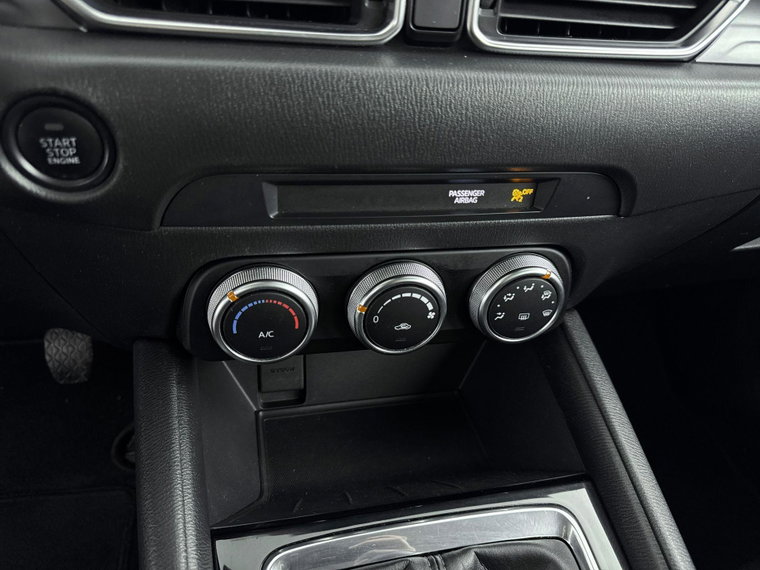 Vehicle Image 24