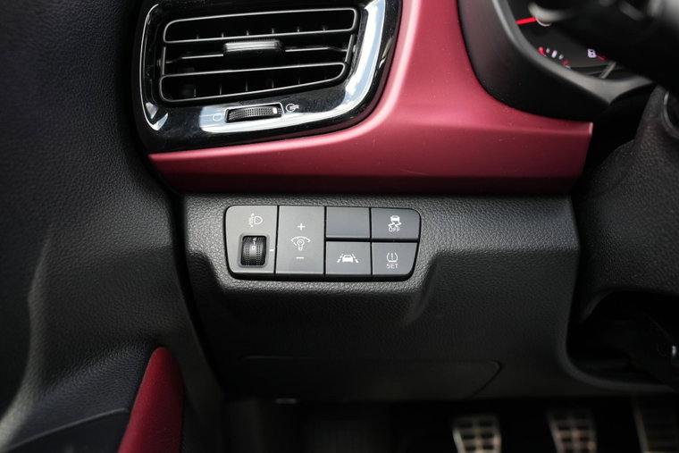 Vehicle Image 37