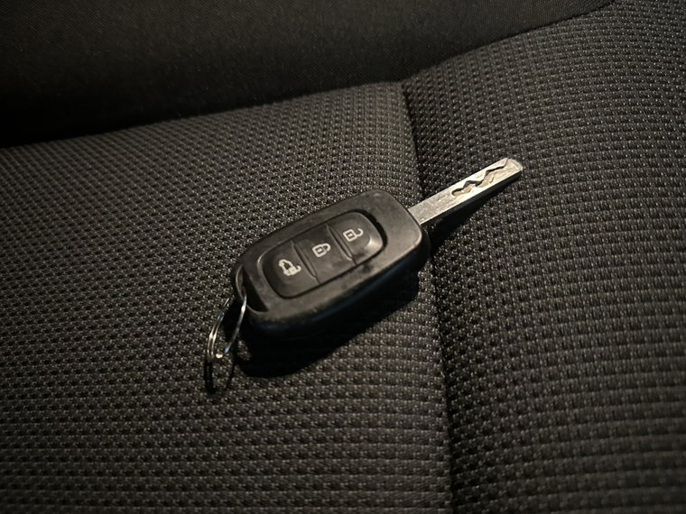 Vehicle Image 18