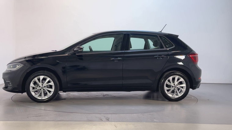 Vehicle Image 14