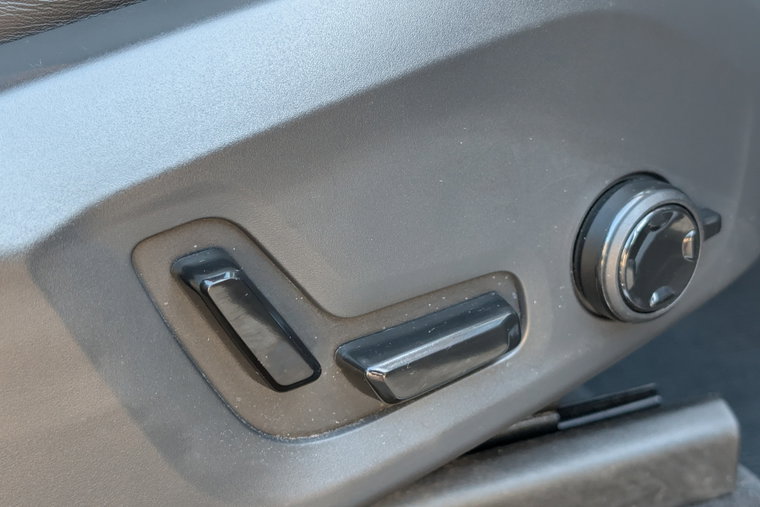 Vehicle Image 50