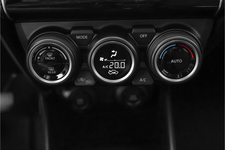 Vehicle Image 26