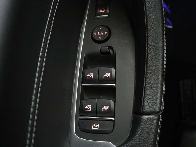 Vehicle Image 40