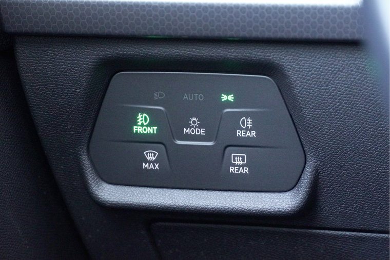 Vehicle Image 17