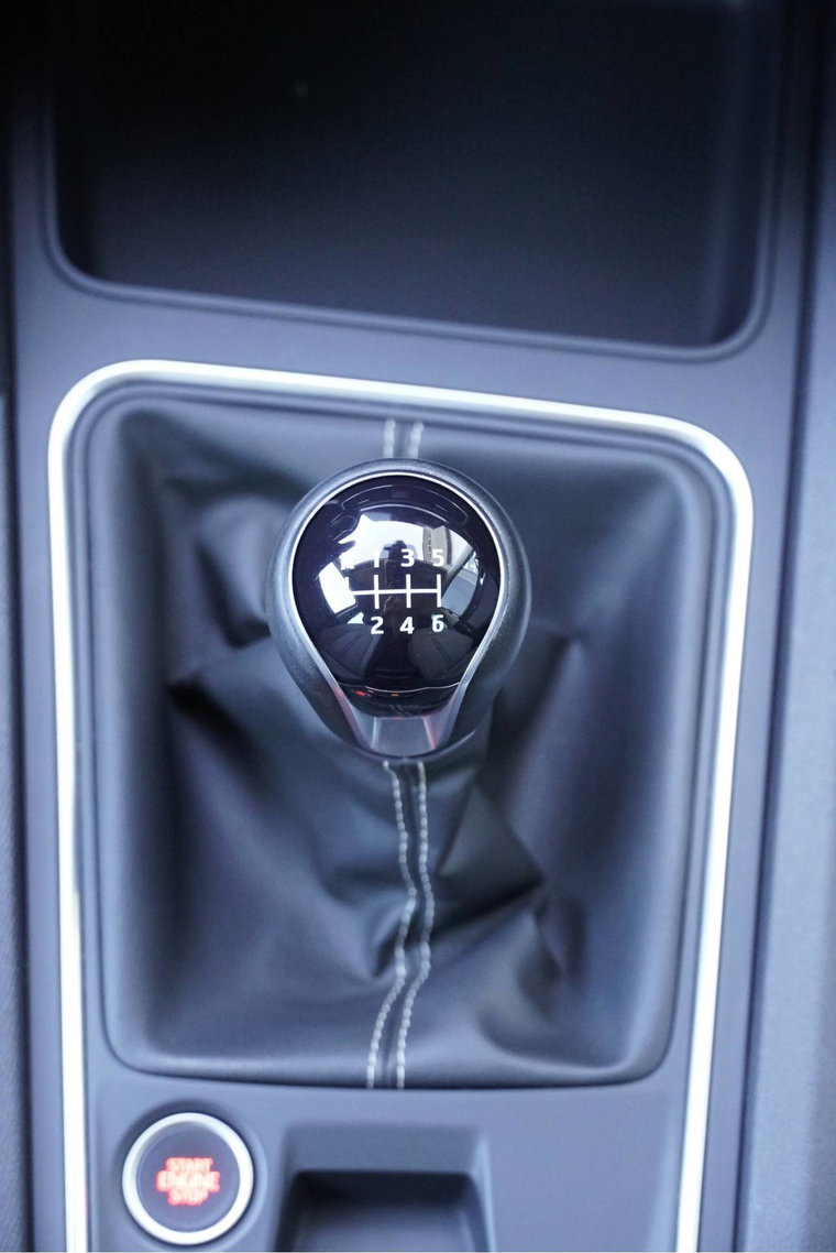 Vehicle Image 27