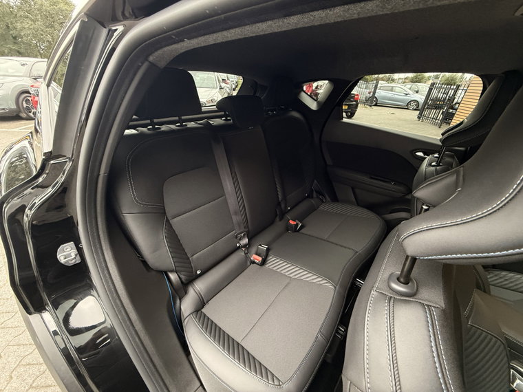 Vehicle Image 45