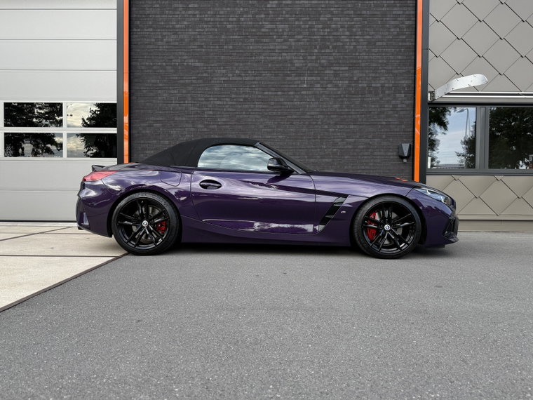 Vehicle Image 42