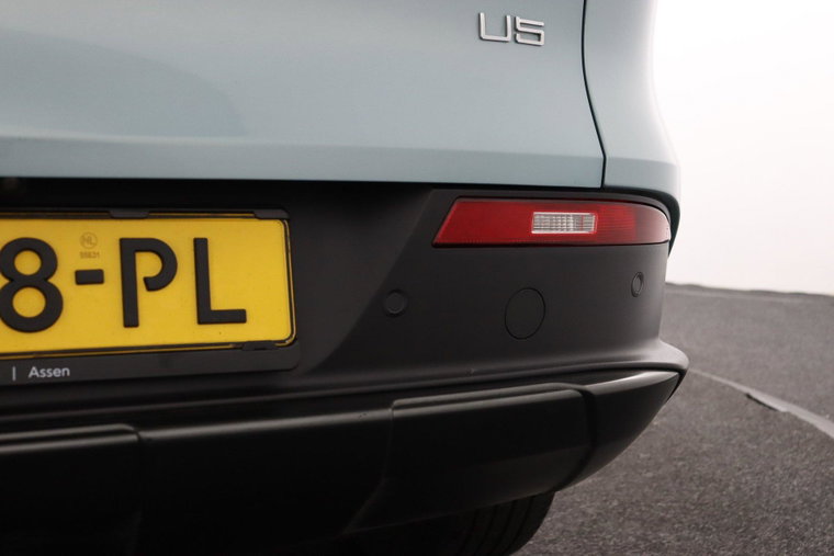 Vehicle Image 36