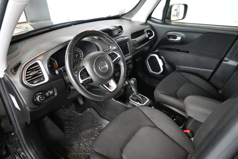 Vehicle Image 22
