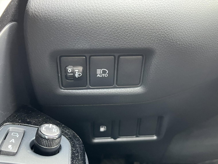 Vehicle Image 26