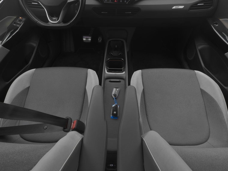Vehicle Image 13
