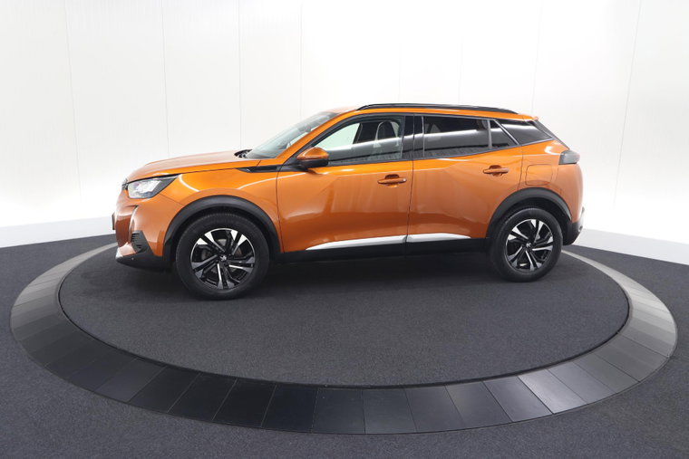 Vehicle Image 32