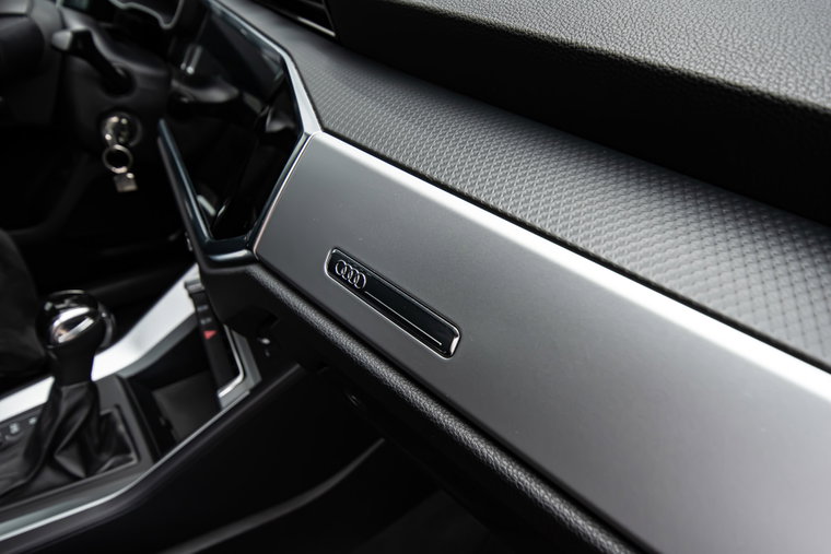 Vehicle Image 30